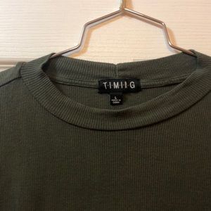 Timing long sleeves crew neck top